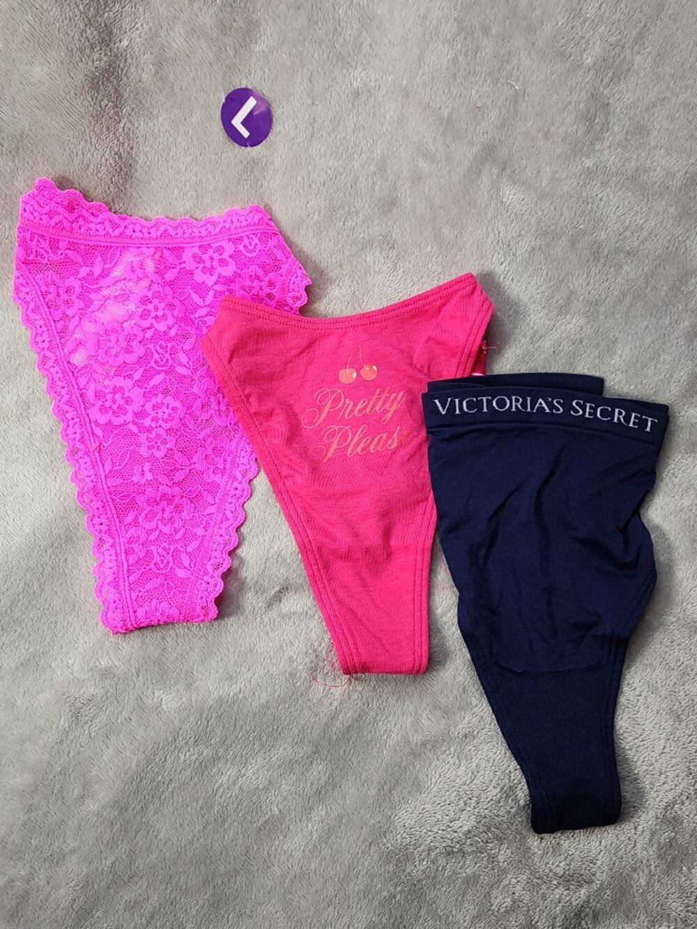 *NWT* Victoria's Secret & PINK Lot of 3 thong panties - Large